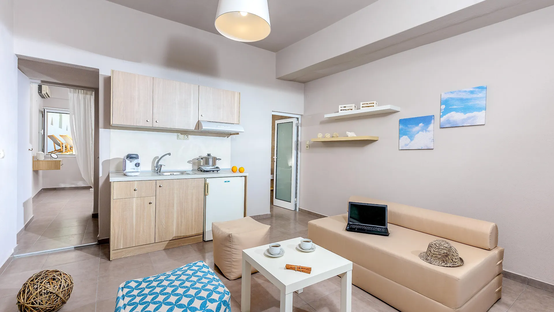 Anemos Suites By Estia Karteros 3*,  Griechenland